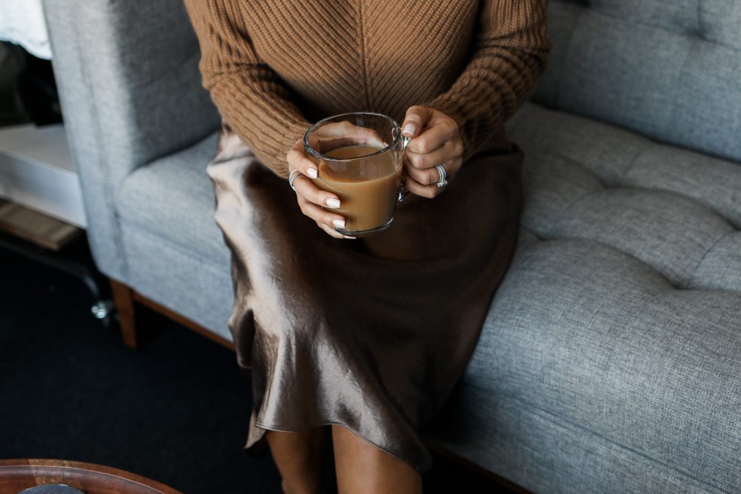 How To Wear A Floral Robe In Public Style MBA